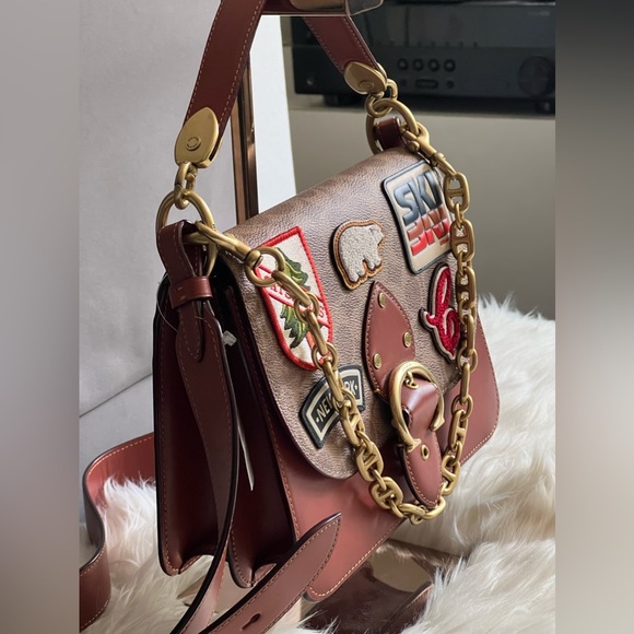 💰SOLD - C6837 - Coach Beat Shoulder Bag in Signature Canvas with Patches - Picture 2 of 15
